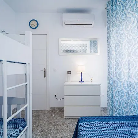 Al Lado Del Mar Апартаменты Торевьиа